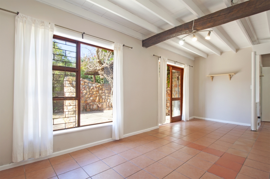 To Let 2 Bedroom Property for Rent in Kommetjie Western Cape